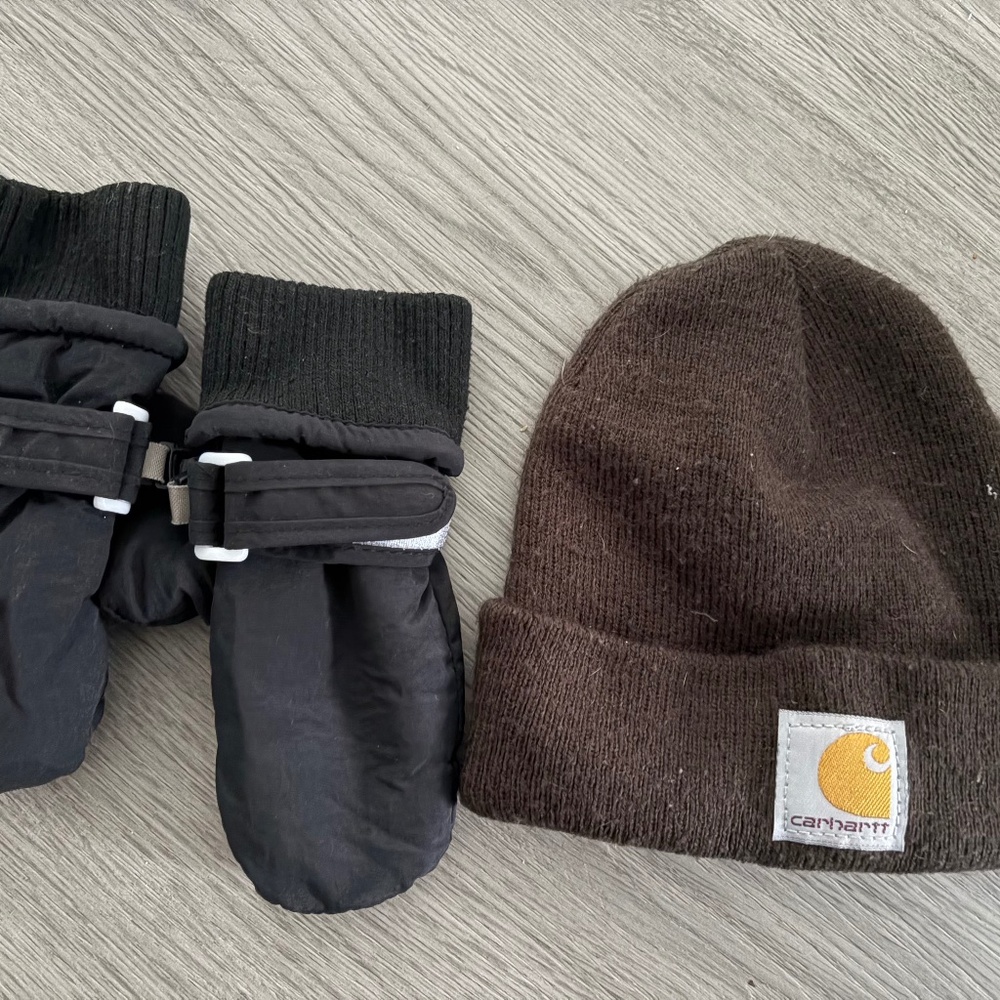 Infant/ Toddler winter hat and gloves